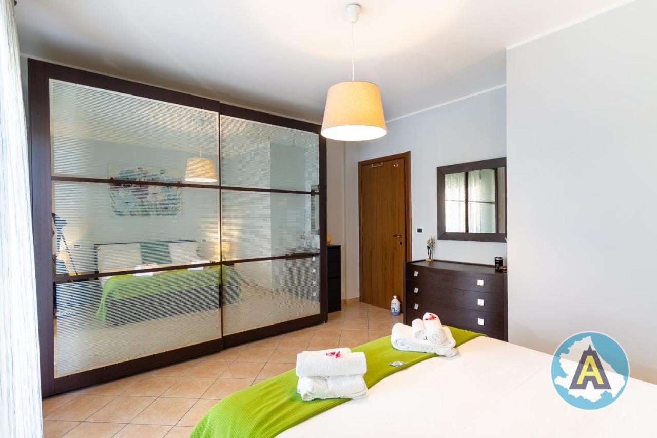Intero Appartamento A Montesilvano 56A Экстерьер фото